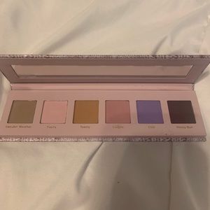 Eyeshadow pallet